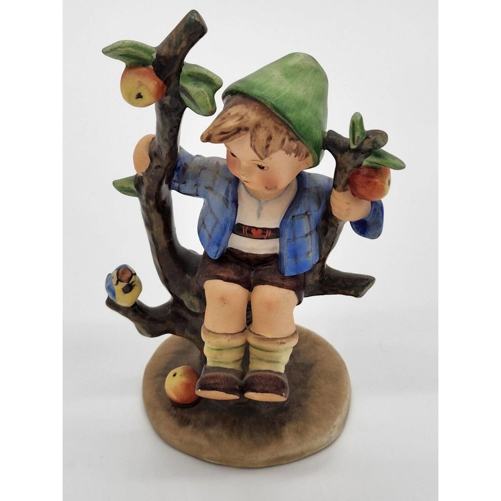 Goebel Hummel Figurine "Apple Tree Boy" HUM 142 3/0 TMK 2 - 4 " Germany